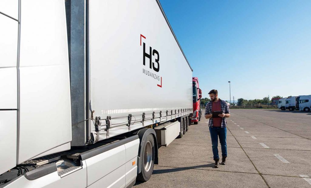 Transporte de Vehículos internacional Mudanzas H3
