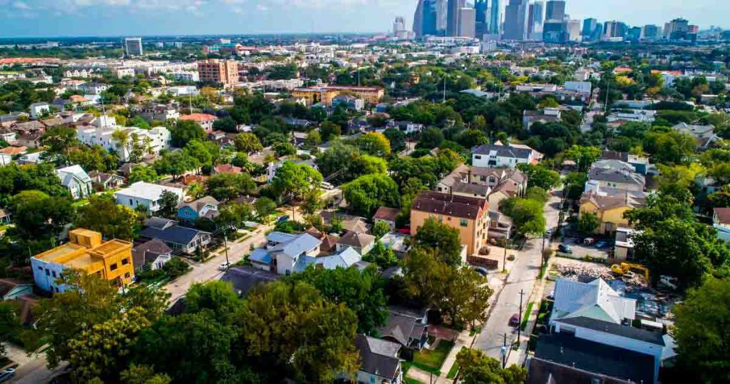 Mudanzas a Montrose en Houston en Estados Unidos